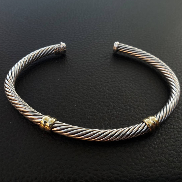 David Yurman Classic Two Station Cuff Bracelet - Picture 8 of 8
